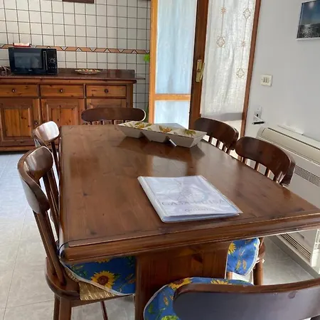 Casa Luisa C/giardino Privato アパート *
